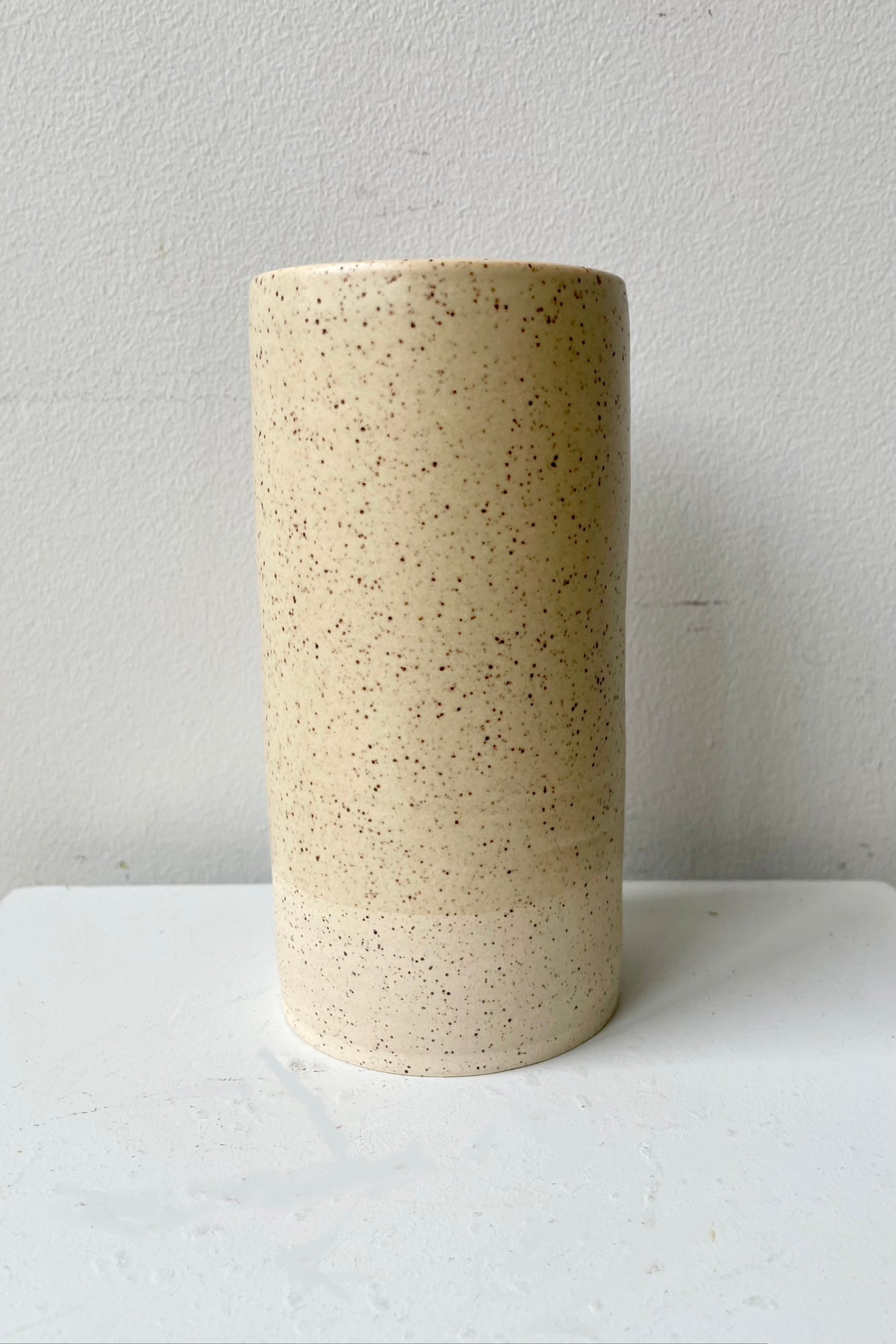 Jacqueline Vase Butter Speckle Small