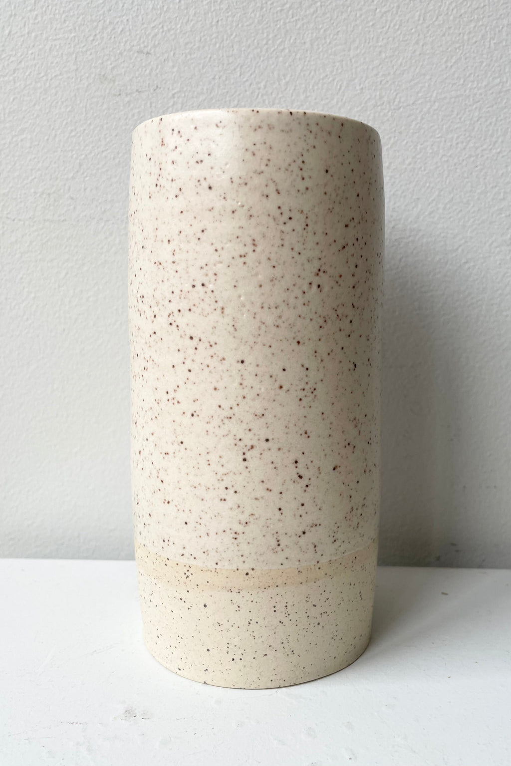 Jacqueline Vase Cream Speckle Small